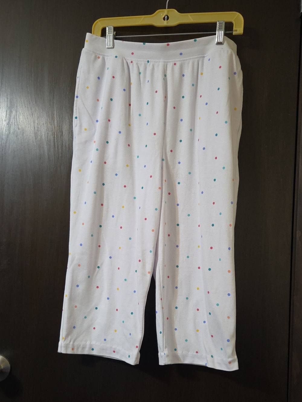 BLAIR Capri pants white with polka dots Medium